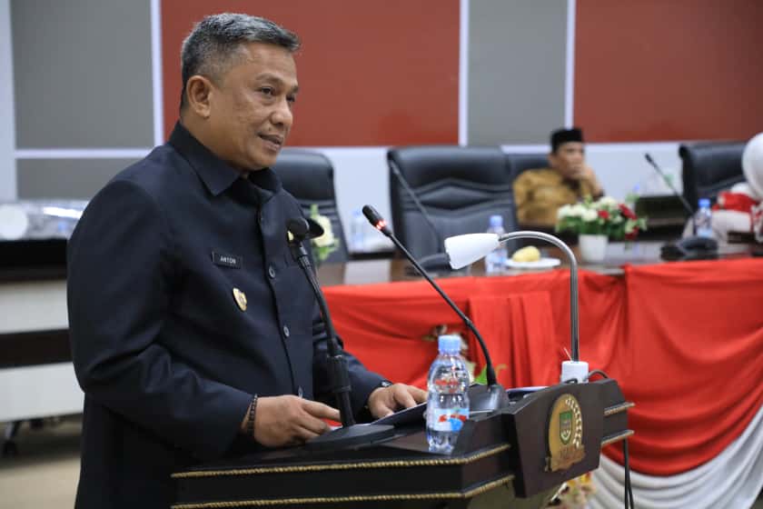 DPRD dan Pemkab Rokan Hulu Sahkan RAPBD Perubahan 2025 Rp2 Triliun