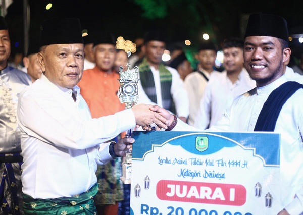Plt Bupati H. Asmar Lepas Pawai Takbir Idul Fitri 2023