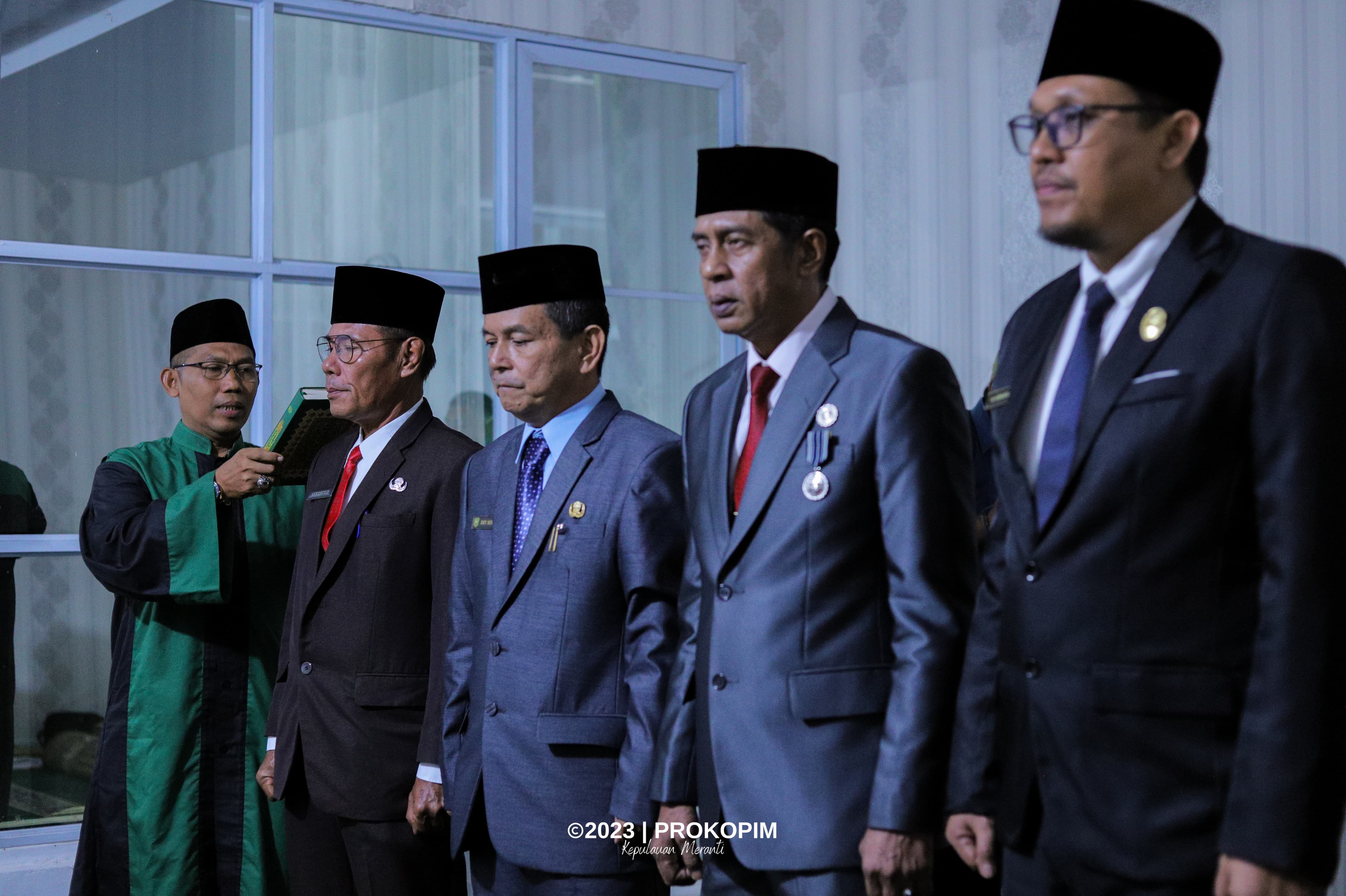 Plt Bupati Asmar Lantik 3 Kadis dan 2 Pejabat Fungsional