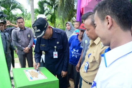  Wawako Resmikan Pembangunan Sarana Air Bersih di Tenayan
