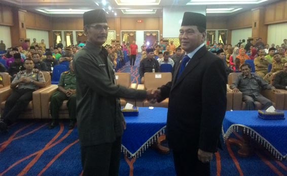 Mantan Bupati Achmad Serahterima Memori Jabatan ke Plh Bupati Rohul