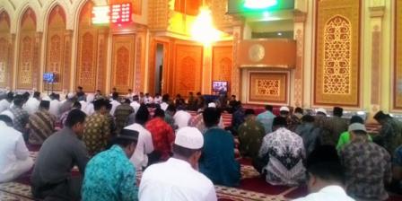 Ribuan Pelajar Dan Masyarakat Ramaikan Tabligh Akbar HUT Ke-17 Rohul