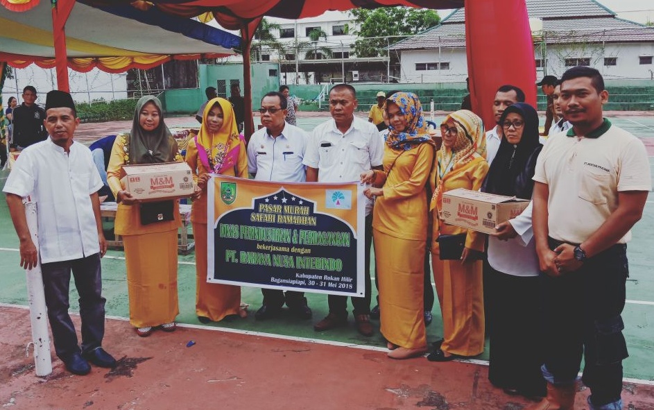 Ringankan Beban Masyarakat, Disperindagsar Rohil Gelar Pasar Murah