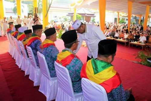 Sebelum Doberangkatkan, 201 JCH Karimun di Tepung Tawari Bupati