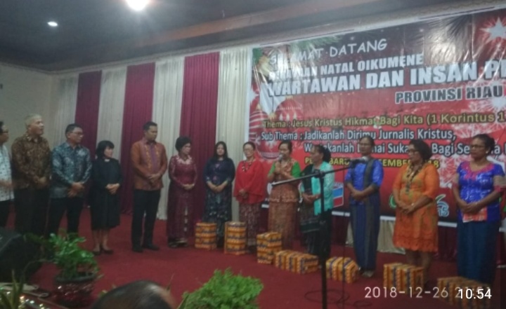 Rosti Uli Purba : Wartawan dan Insan Pers Harus Jadi Garam dan Terang Bagi Masyarakat
