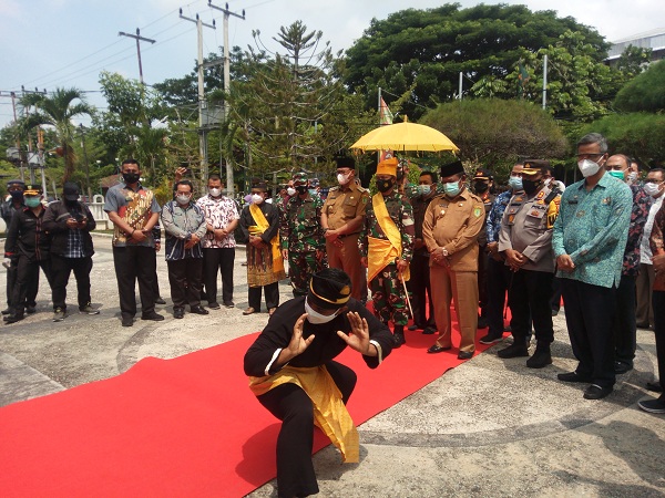 Pangdam I/BB Kunker ke Rohil Tinjau Penerapan Prokes  