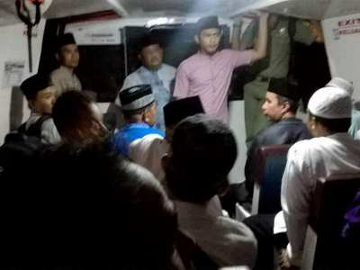 Usai Safari Ramadhan di Belat, Kapal Wabup Karimun Tabrak Kayu
