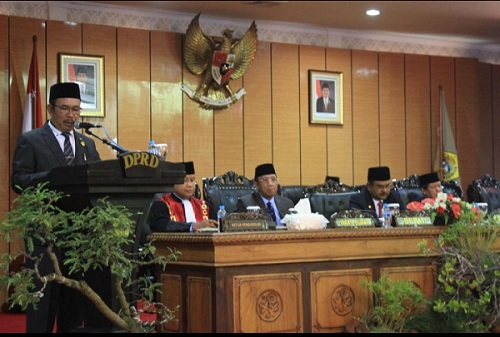 30 Anggota DPRD Karimun Resmi Dilantik