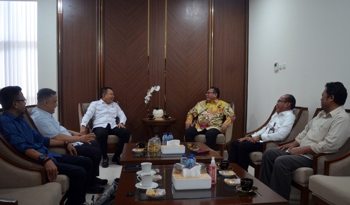 Jenderal Purn. Dudung Abdurachman: Sentralistik Demokratik Bertujuan untuk Keseimbangan