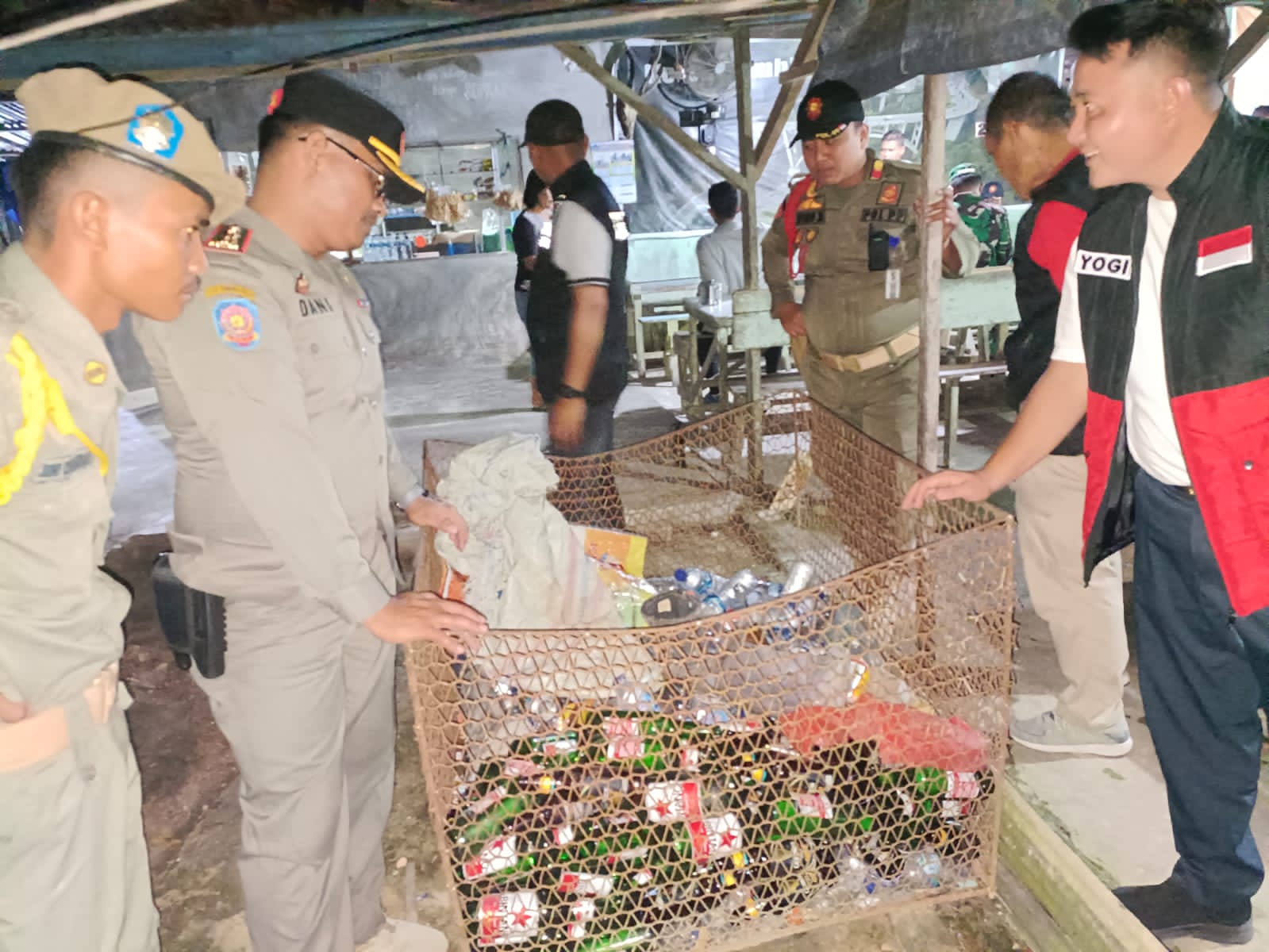 Satpol PP Pelalawan Tegur Warung Remang-Remang di 14 Lokasi