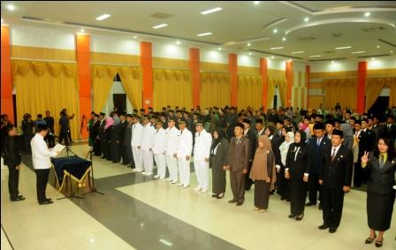 Wabup Khairizal Lantik Puluhan Pejabat Eselon III dan IV