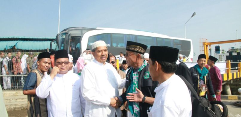 Wakil Bupati Siak Lepas 252 JCH Menuju Batam