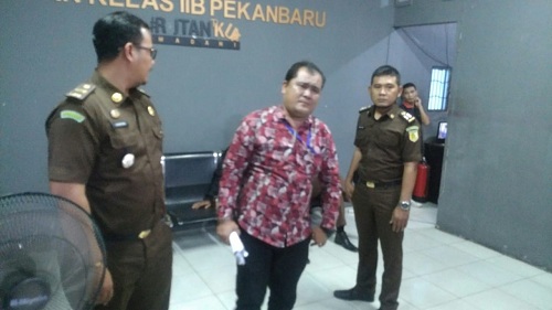 Tepat Seminggu Buat Laporan di Polda Riau, Terpidana Pencemaran Bupati Bengkalis di Tahan