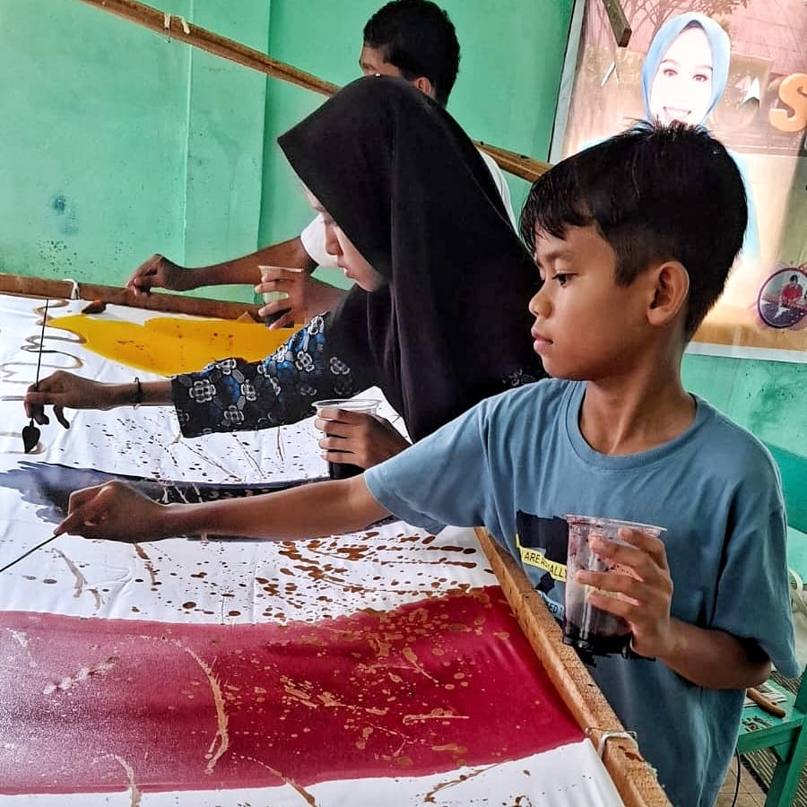 Kisah Inspiratif Anak-Anak Berkebutuhan Khusus Kampar, Lahirkan Pesona Batik Menawan  