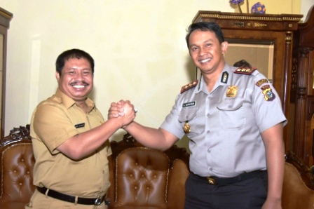 Kapolres Pamitan Kepada Bupati Bengkalis