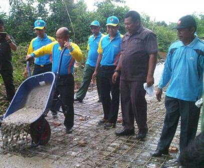 Pemkab Pelalawan Terus Fokus Pembangunan Infrastruktur Desa dan Kelurahan
