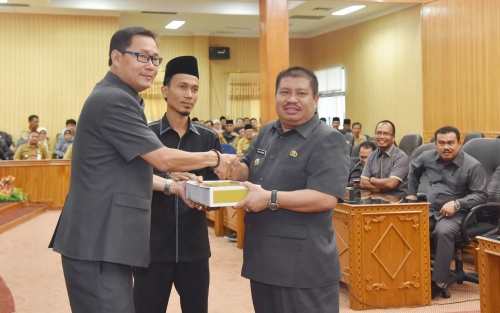 Bupati Sampaikan LKPj 2017, Ketua DPRD Apresiasi Tepat Waktu