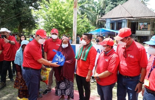PT RAPP-APR Salurkan Ribuan Sembako dan Gelar Vaksinasi Gratis
