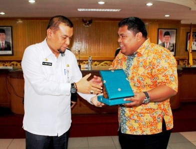 Rozie Lepas 36 Wasana Praja Magang di Pemko