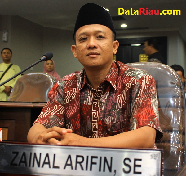 Disdik Terapkan Lima Hari Belajar,  DPRD Pekanbaru Pertanyakan Dasar Kebijakan 
