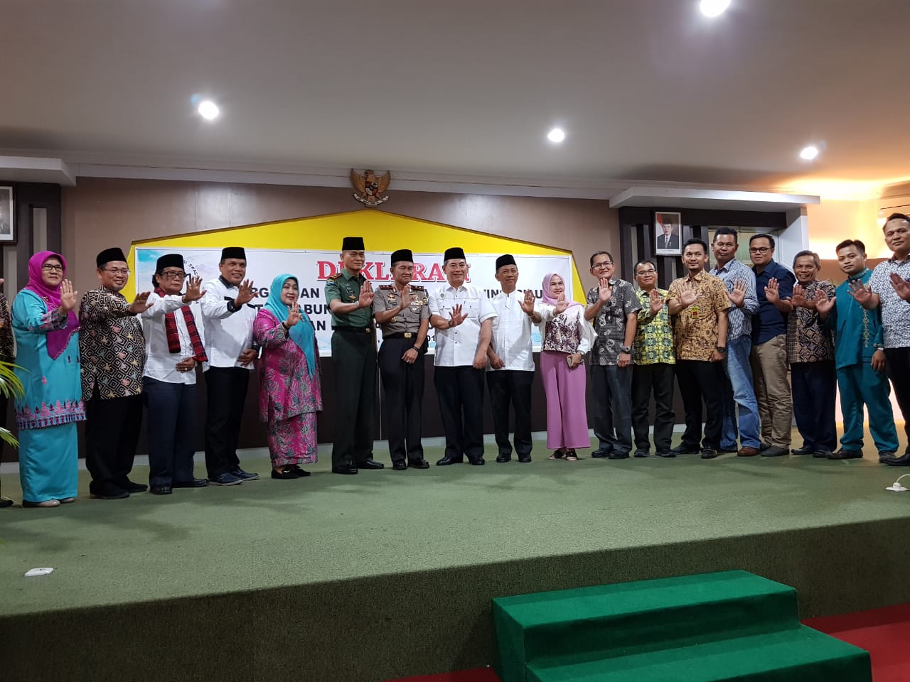 Bersama Pimpinan PTS se Riau,  Rektor UIR Deklarasikan Lawan Radikalisme dan Terorisme