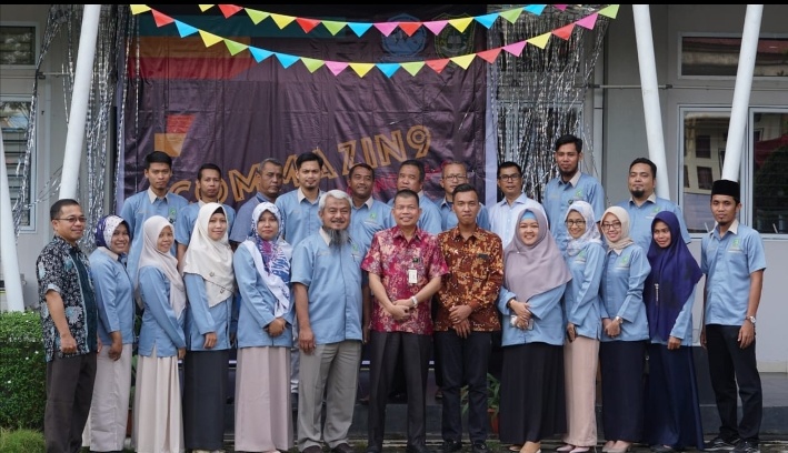 Keren, Milad ke-9 FIKOM UIR Disertai Communication Award