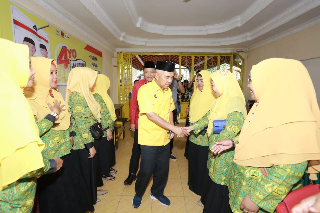Ibu-ibu Pengajian Al Hidayah Perawang Tetap Solid Dukung Paslon Nomor 4