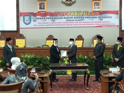DPRD Bengkulu Gelar Paripurna Penyerahan LHP Terkait LKPD TA 2019