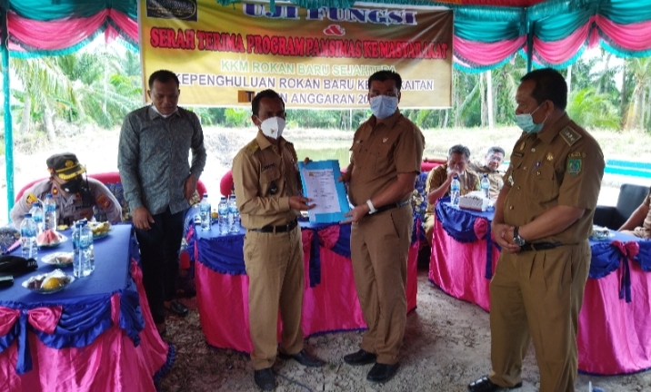 Diresmikan Kadisperkim Rohil, Pamsimas Hadir di Pekaitan