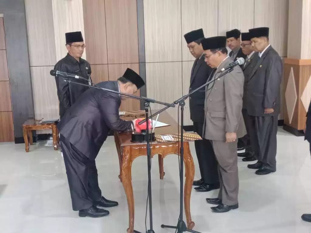 SekdaProv Bengkulu, Lantik 18 Pejabat Eselon II