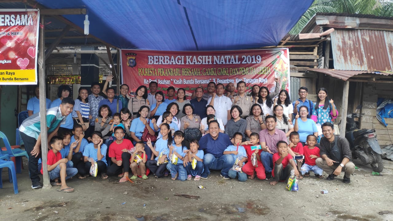 Polresta Pekanbaru Bersama Gamki, GMKI Berbagi Kasih di Panti Asuhan Kasih Bunda Bersama