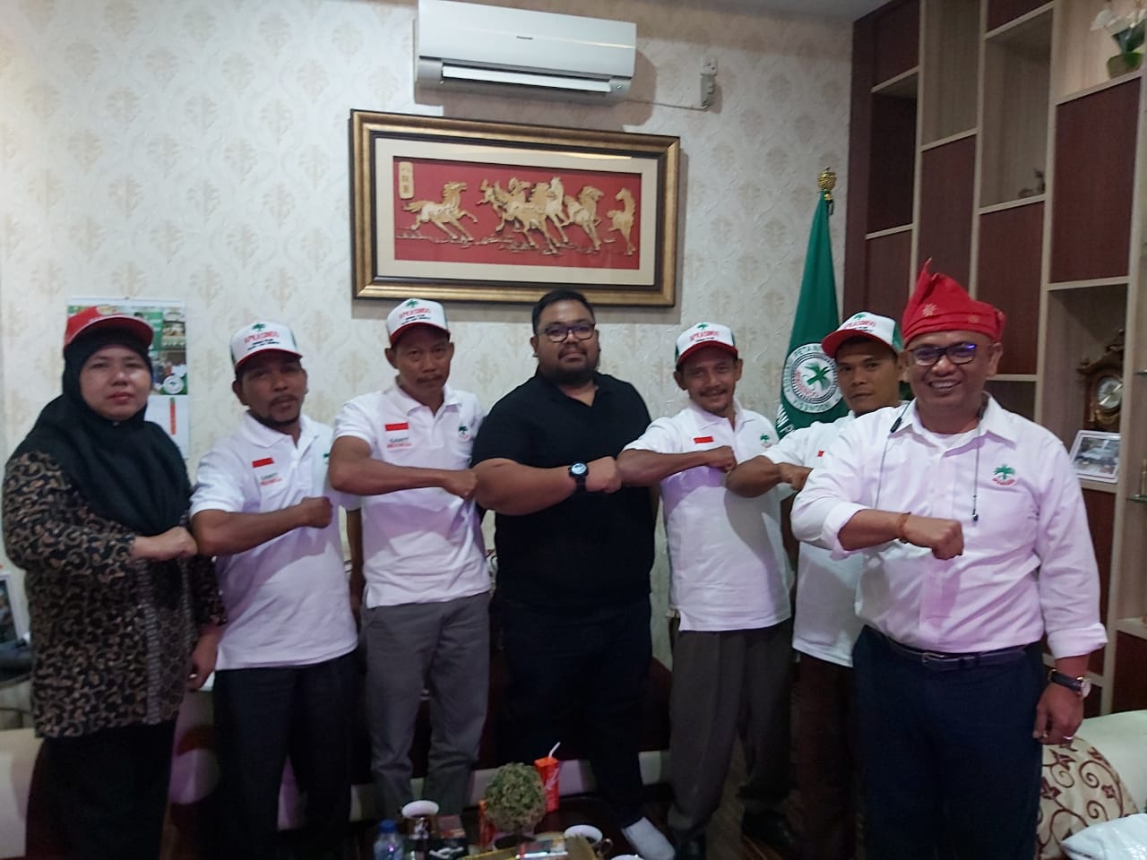 Takut Kebun Sawit Diratakan, Ratusan Petani Desa Langkan Siaga dan Mengadu ke Apkasindo