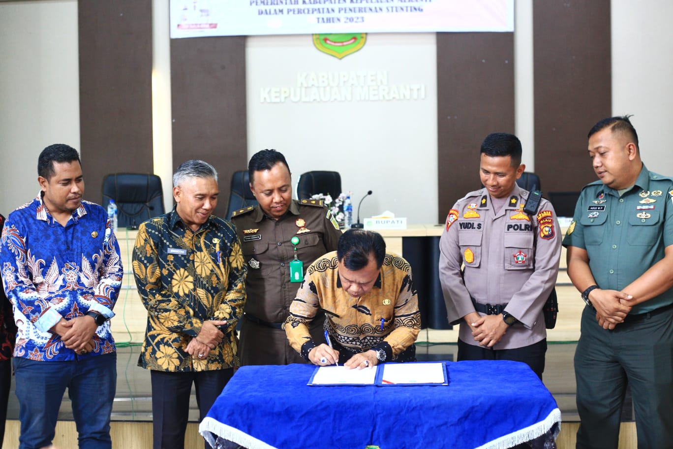 Plt Bupati Asmar Teken Komitmen Bersama Penanggulangan Stunting di Kepulauan Meranti