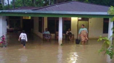 Banjir di Rambah Tengah Hilir Rendam 30 Rumah Warga