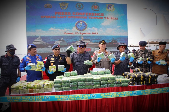 Operasi Laut Interdiksi Terpadu Berhasil Sita Sabu 177,4 Kg, Ekstasi 19.700 dan 7 Pelaku Dibekuk.