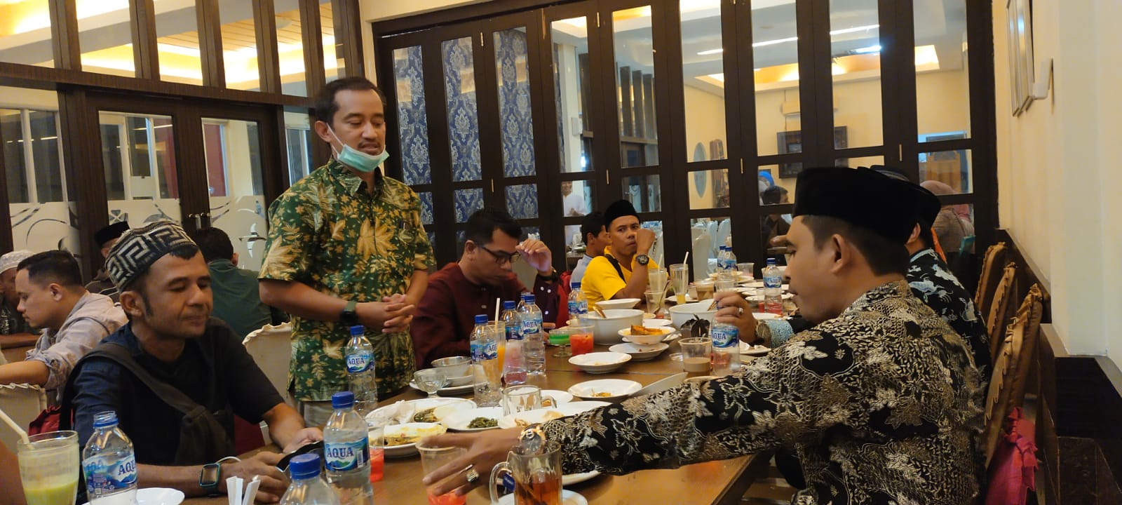 EMP Bentu Buka Puasa Bersama 'Kuli Tinta' di Kabupaten Pelalawan