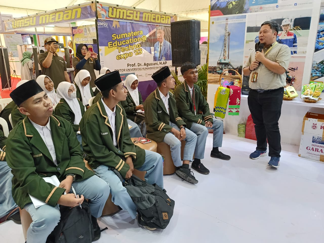 Edukasi Industri Migas PHR Disambut Antusias Siswa di Kampar Expo 2023
