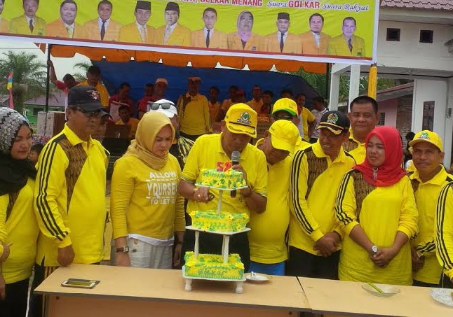 Meriahkan HUT ke-52 Partai Golkar, DPD II gelar Jalan Santai Berhadiah