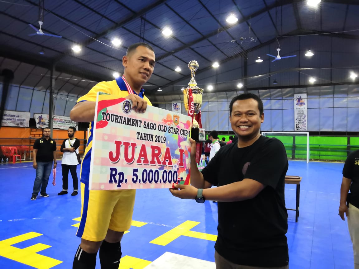 Tim Futsal Polres Meranti Juara di Turnamen Futsal Sago Old Star 2019