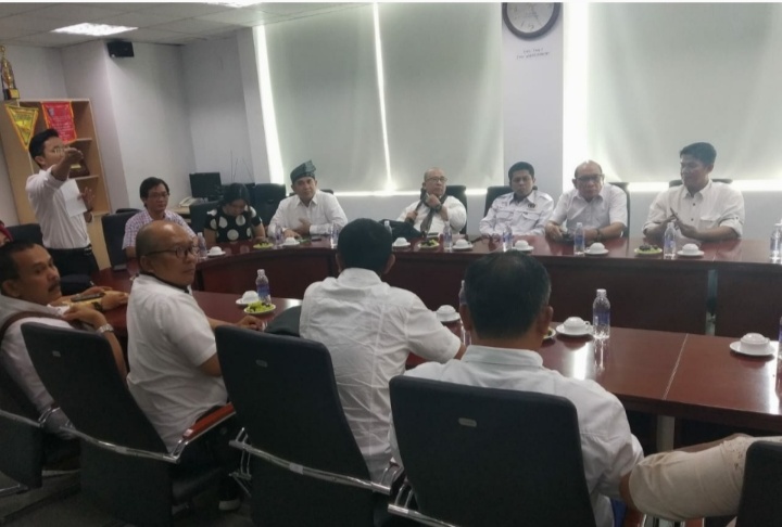 Tiga Media Besar Ho Chi Minh Dikunjungi Rombongan Studi Jurnalistik PWI Riau