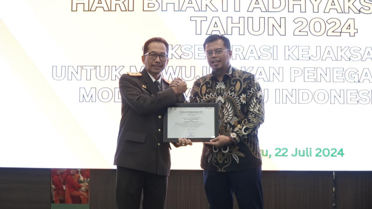 Bantu Awasi Pekerjaan di Blok Rokan dan Hasilkan Efisiensi, PHR Beri Penghargaan ke Kejati Riau  