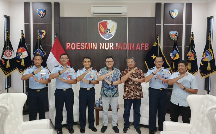 PTPN IV Regional III Bantu Renovasi Pusat Olahraga Terpadu Lanud Roesmin Nurjadin