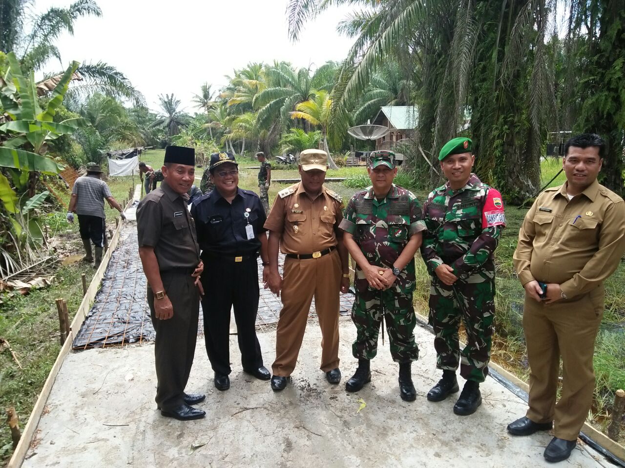 Pererat Silaturahmi Antara Prajurit Dengan Masyarakat,  DPRD Rohil Apresiasi Pelaksanaan TMMDÂ 