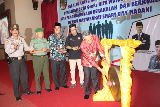 Plt Walikota Pekanbaru Buka Pemilihan AKR dan Duta Genre