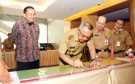 Percepat Investasi, Pemerintah Provinsi Riau Optimalkan Pembangunan Sarana dan Prasarana Infrastrukt