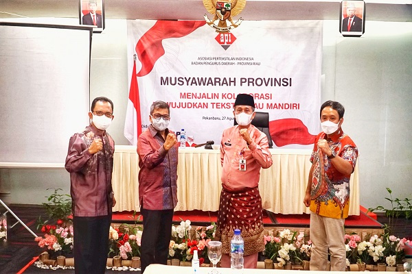 Basrie Kamba Nahkodai BPD API Riau