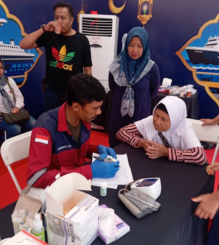 Suguhkan Minuman dan Makanan Ringan Gratis, Posko arus Balik PTPN IV PalmCo di Tol Pekanbaru-Dumai Diserbu Pemudik