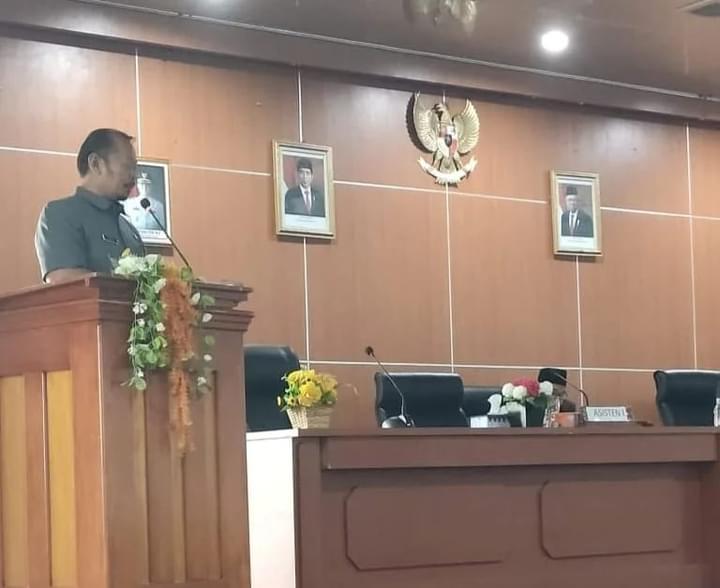 Pj Bupati Bengkulu Tengah Sampaikan Jawaban Terhadap Pandangan Umum Fraksi Tentang RAPBD Tahun 2023
