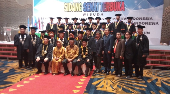 Bupati Rohil Hadiri Wisuda Serentak STIE STIKOM Dan Pelantikan PSI Satu Tahun