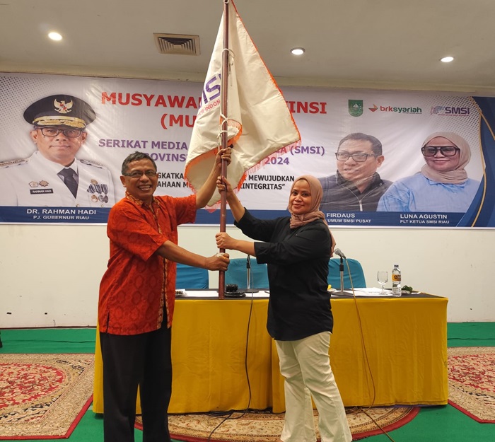 Terpilih Aklamasi Pimpin SMSI Riau, Luna Agustin Ajak Seluruh Anggota Bersatu Menuju Media Profesional dan Handal